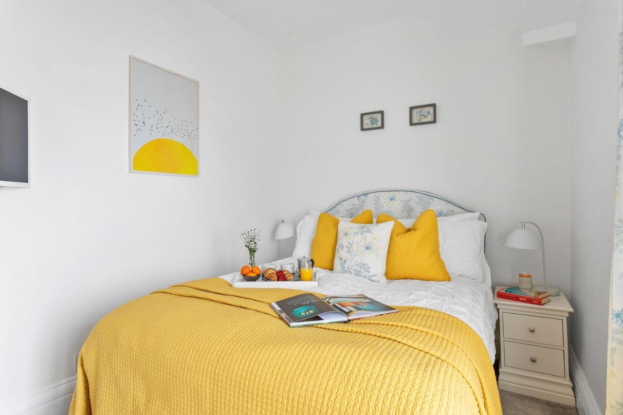 Wellswood Apartment - Sunny Apartment With Stunning Sea Views And Private Balcony Torquay Exterior foto